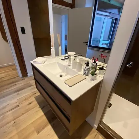 Apartment New 5min To Little Venice
